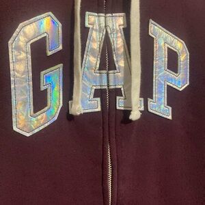 GAP Maroon Hoodie with Soft Lining // Holographic Lettering